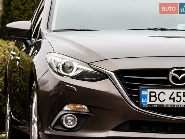 Коричневый Мазда 3, объемом двигателя 1.5 л и пробегом 181 тыс. км за 10500 $, фото 5 на Automoto.ua