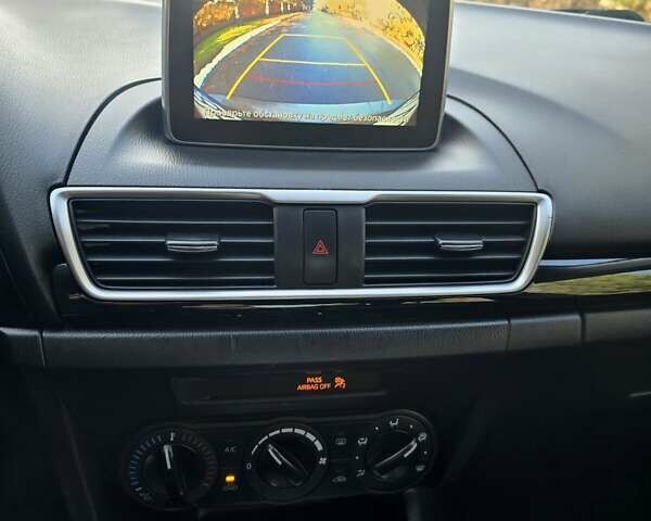 Коричневый Мазда 3, объемом двигателя 2 л и пробегом 175 тыс. км за 10400 $, фото 18 на Automoto.ua