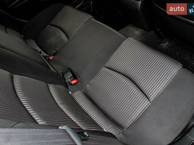 Коричневый Мазда 3, объемом двигателя 1.5 л и пробегом 181 тыс. км за 10500 $, фото 28 на Automoto.ua