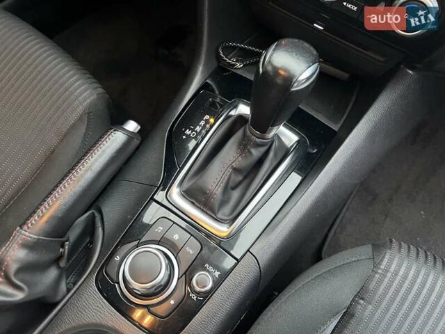 Мазда 3 2016 в Киеве на Automoto.ua Коричневый Мазда 3, объемом двигателя 1.5 л и пробегом 94 тыс. км за 13500 $, фото 26 на Automoto.ua