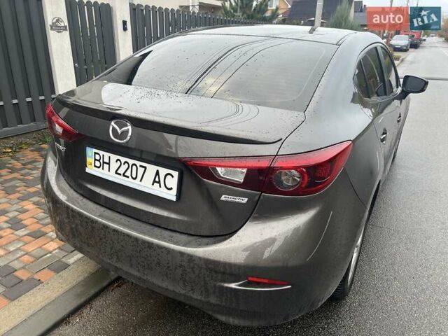 Мазда 3 2016 в Киеве на Automoto.ua Коричневый Мазда 3, объемом двигателя 1.5 л и пробегом 94 тыс. км за 13500 $, фото 11 на Automoto.ua