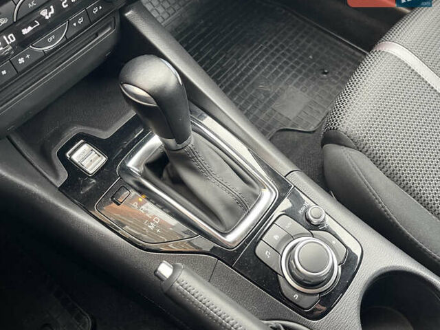 Коричневий Мазда 3, об'ємом двигуна 1.5 л та пробігом 98 тис. км за 15400 $, фото 36 на Automoto.ua