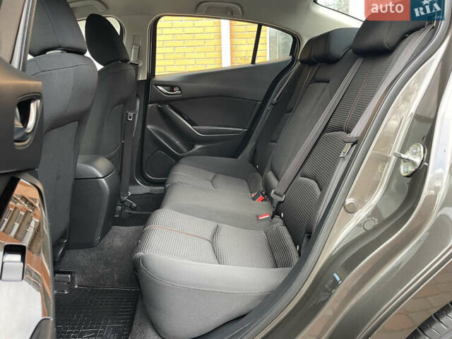 Коричневий Мазда 3, об'ємом двигуна 1.5 л та пробігом 98 тис. км за 15400 $, фото 26 на Automoto.ua