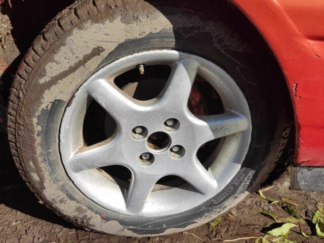 Червоний Мазда 3, об'ємом двигуна 1.6 л та пробігом 349 тис. км за 1202 $, фото 2 на Automoto.ua