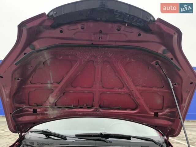 Красный Мазда 3, объемом двигателя 1.6 л и пробегом 275 тыс. км за 4400 $, фото 23 на Automoto.ua