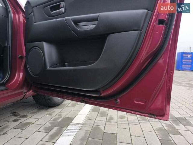 Красный Мазда 3, объемом двигателя 1.6 л и пробегом 275 тыс. км за 4400 $, фото 10 на Automoto.ua