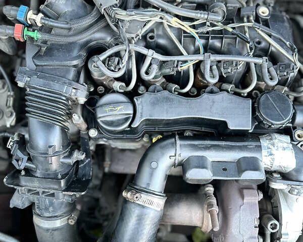 Мазда 3 2004 в Черкассах на Automoto.ua Красный Мазда 3, объемом двигателя 1.56 л и пробегом 335 тыс. км за 3500 $, фото 19 на Automoto.ua