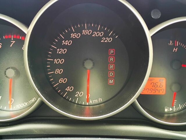 Червоний Мазда 3, об'ємом двигуна 1.6 л та пробігом 280 тис. км за 2750 $, фото 20 на Automoto.ua