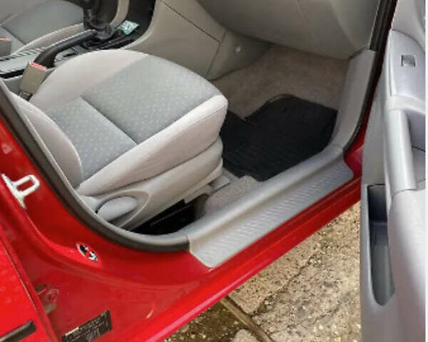 Мазда 3 2005 в Береговом на Automoto.ua Красный Мазда 3, объемом двигателя 1.35 л и пробегом 195 тыс. км за 5100 $, фото 11 на Automoto.ua