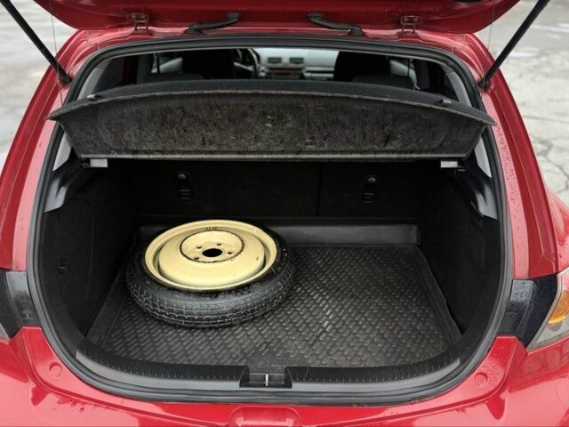 Красный Мазда 3, объемом двигателя 1.6 л и пробегом 249 тыс. км за 5699 $, фото 10 на Automoto.ua