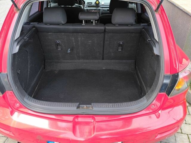 Червоний Мазда 3, об'ємом двигуна 1.6 л та пробігом 280 тис. км за 2750 $, фото 5 на Automoto.ua