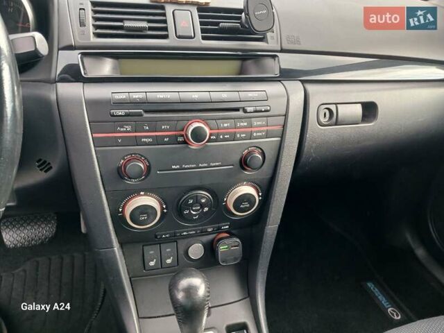 Мазда 3 2005 в Киеве на Automoto.ua Красный Мазда 3, объемом двигателя 1.6 л и пробегом 160 тыс. км за 5500 $, фото 2 на Automoto.ua