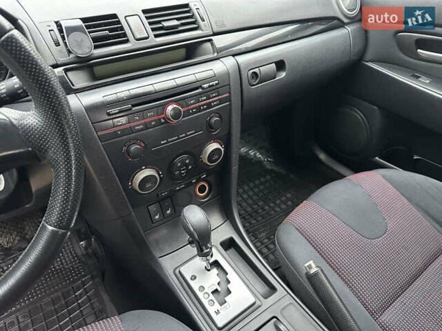 Мазда 3 2006 в Николаеве на Automoto.ua Красный Мазда 3, объемом двигателя 1.6 л и пробегом 227 тыс. км за 5000 $, фото 22 на Automoto.ua