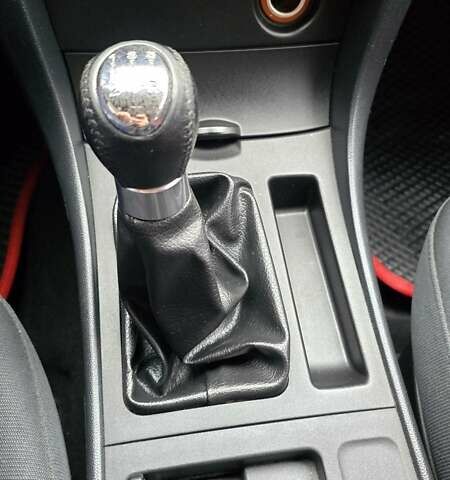 Красный Мазда 3, объемом двигателя 1.6 л и пробегом 205 тыс. км за 4938 $, фото 51 на Automoto.ua