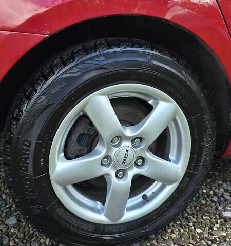 Красный Мазда 3, объемом двигателя 1.6 л и пробегом 205 тыс. км за 4938 $, фото 26 на Automoto.ua