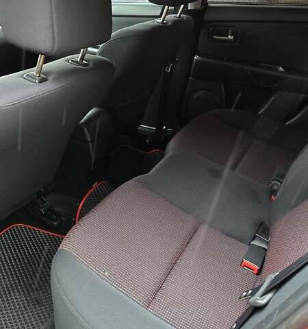 Красный Мазда 3, объемом двигателя 1.6 л и пробегом 205 тыс. км за 4938 $, фото 60 на Automoto.ua