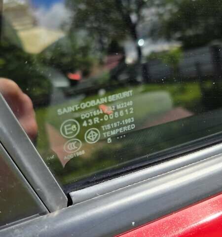 Красный Мазда 3, объемом двигателя 1.6 л и пробегом 205 тыс. км за 4938 $, фото 15 на Automoto.ua