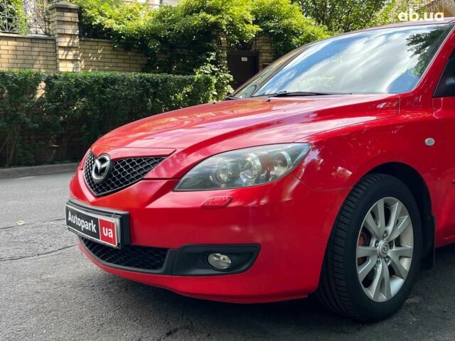 Красный Мазда 3, объемом двигателя 1.6 л и пробегом 279 тыс. км за 4490 $, фото 1 на Automoto.ua