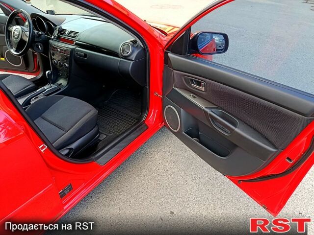 Красный Мазда 3, объемом двигателя 1.6 л и пробегом 180 тыс. км за 5350 $, фото 6 на Automoto.ua