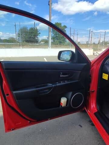 Красный Мазда 3, объемом двигателя 1.6 л и пробегом 133 тыс. км за 6600 $, фото 49 на Automoto.ua