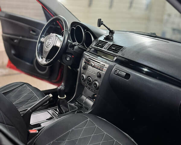 Червоний Мазда 3, об'ємом двигуна 2 л та пробігом 260 тис. км за 5700 $, фото 8 на Automoto.ua
