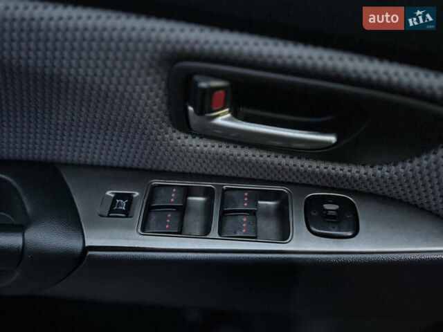 Червоний Мазда 3, об'ємом двигуна 2 л та пробігом 260 тис. км за 5700 $, фото 9 на Automoto.ua