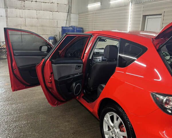Червоний Мазда 3, об'ємом двигуна 2 л та пробігом 260 тис. км за 5700 $, фото 2 на Automoto.ua