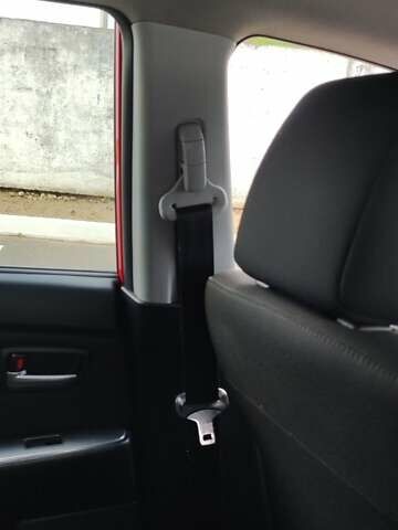 Красный Мазда 3, объемом двигателя 1.6 л и пробегом 133 тыс. км за 6600 $, фото 5 на Automoto.ua