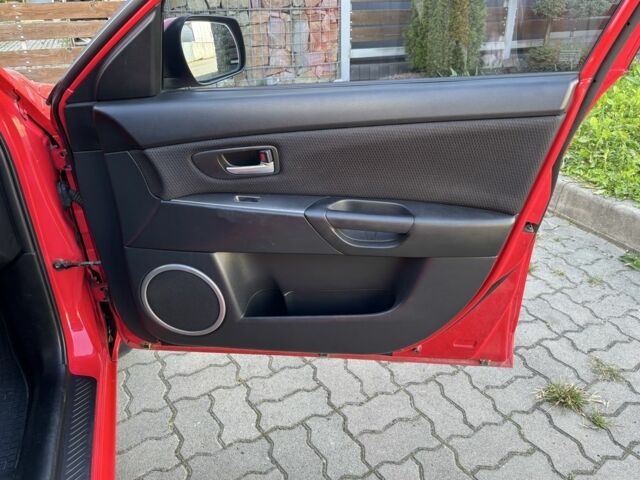 Красный Мазда 3, объемом двигателя 1.6 л и пробегом 251 тыс. км за 5900 $, фото 13 на Automoto.ua