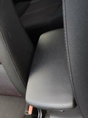 Красный Мазда 3, объемом двигателя 1.6 л и пробегом 133 тыс. км за 6600 $, фото 19 на Automoto.ua