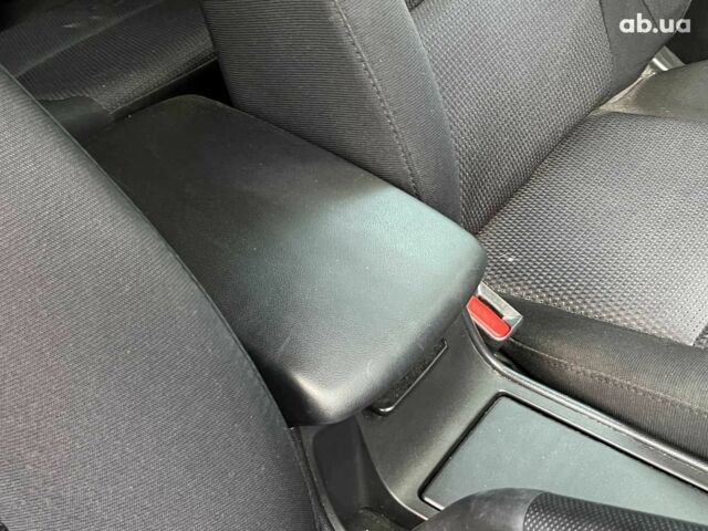 Красный Мазда 3, объемом двигателя 1.6 л и пробегом 279 тыс. км за 4490 $, фото 28 на Automoto.ua