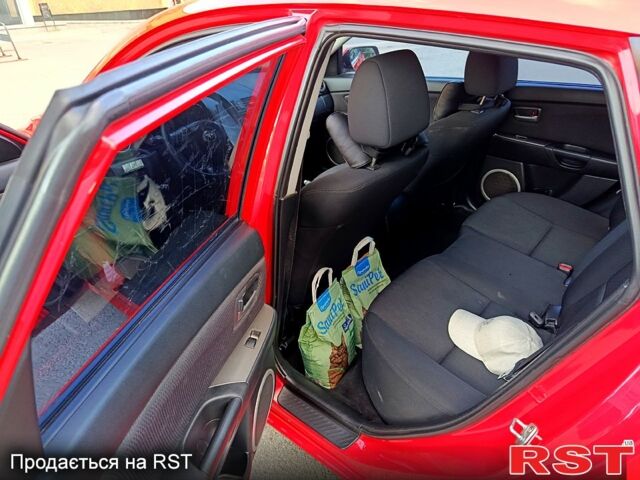 Красный Мазда 3, объемом двигателя 1.6 л и пробегом 180 тыс. км за 5350 $, фото 7 на Automoto.ua