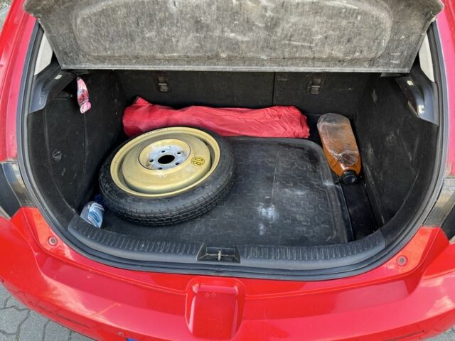 Красный Мазда 3, объемом двигателя 1.6 л и пробегом 251 тыс. км за 5900 $, фото 16 на Automoto.ua