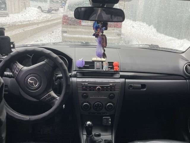 Червоний Мазда 3, об'ємом двигуна 1.6 л та пробігом 290 тис. км за 5100 $, фото 2 на Automoto.ua