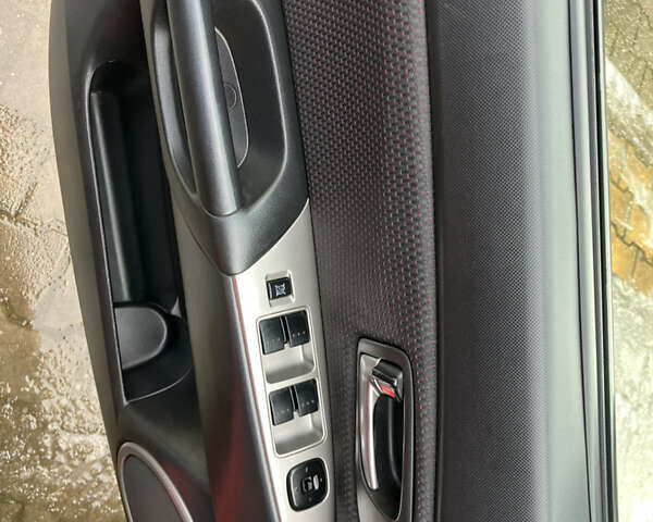 Красный Мазда 3, объемом двигателя 1.6 л и пробегом 200 тыс. км за 6500 $, фото 15 на Automoto.ua