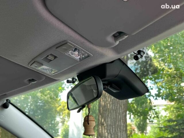 Красный Мазда 3, объемом двигателя 1.6 л и пробегом 279 тыс. км за 4490 $, фото 29 на Automoto.ua