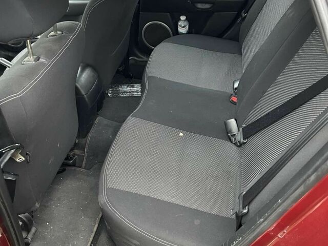 Красный Мазда 3, объемом двигателя 1.6 л и пробегом 120 тыс. км за 6300 $, фото 9 на Automoto.ua