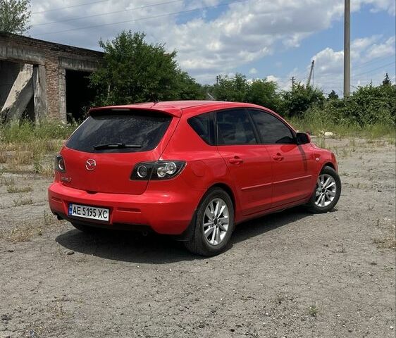 Червоний Мазда 3, об'ємом двигуна 1.6 л та пробігом 264 тис. км за 5500 $, фото 4 на Automoto.ua