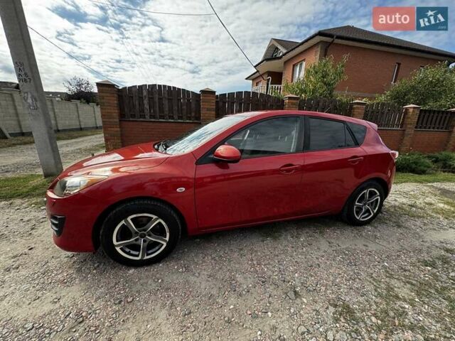 Красный Мазда 3, объемом двигателя 1.6 л и пробегом 128 тыс. км за 8500 $, фото 4 на Automoto.ua