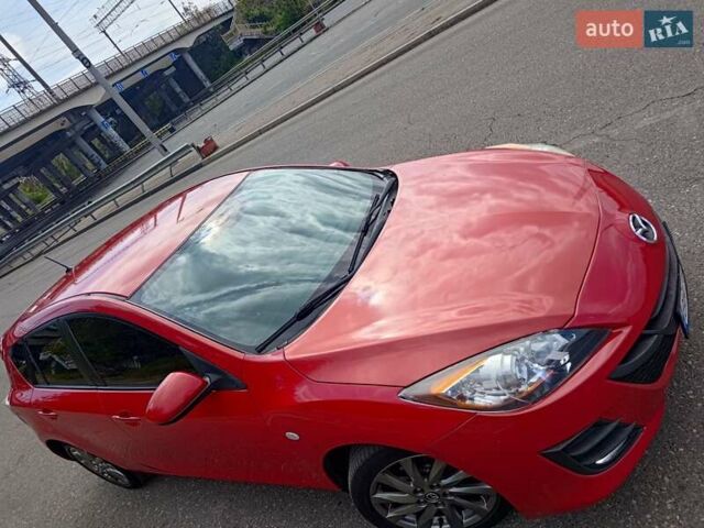 Красный Мазда 3, объемом двигателя 1.56 л и пробегом 300 тыс. км за 6700 $, фото 2 на Automoto.ua