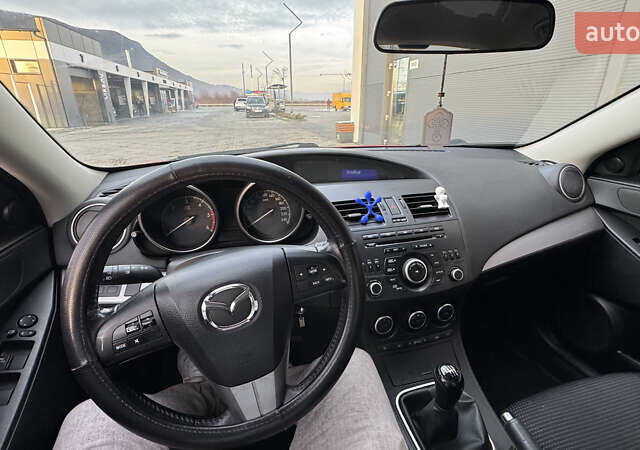 Красный Мазда 3, объемом двигателя 1.56 л и пробегом 275 тыс. км за 7000 $, фото 14 на Automoto.ua