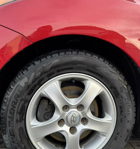 Красный Мазда 3, объемом двигателя 1.56 л и пробегом 275 тыс. км за 7000 $, фото 3 на Automoto.ua