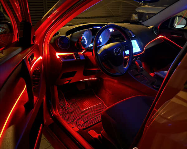 Красный Мазда 3, объемом двигателя 1.6 л и пробегом 51 тыс. км за 9800 $, фото 22 на Automoto.ua