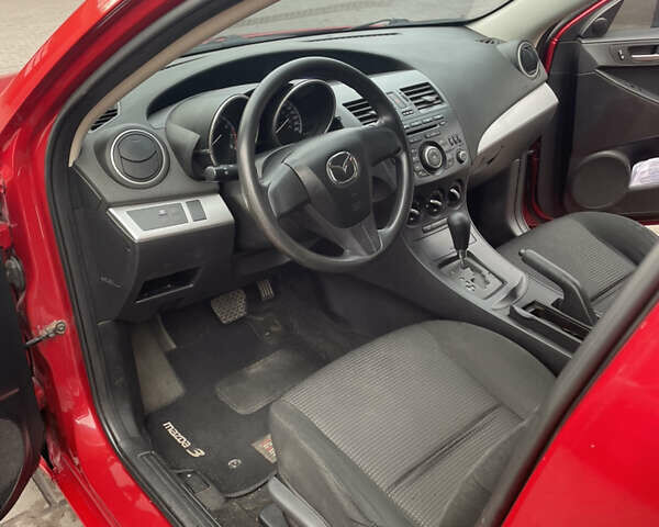 Червоний Мазда 3, об'ємом двигуна 2 л та пробігом 209 тис. км за 7400 $, фото 9 на Automoto.ua