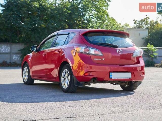 Красный Мазда 3, объемом двигателя 1.6 л и пробегом 140 тыс. км за 6900 $, фото 9 на Automoto.ua