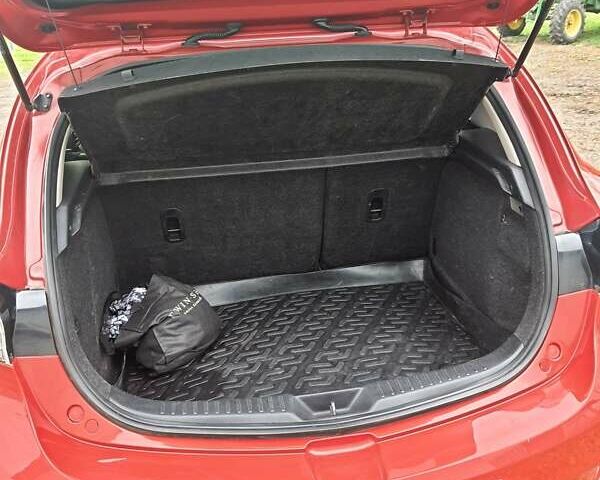 Красный Мазда 3, объемом двигателя 1.6 л и пробегом 194 тыс. км за 9100 $, фото 11 на Automoto.ua