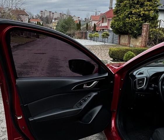 Красный Мазда 3, объемом двигателя 1.5 л и пробегом 96 тыс. км за 11300 $, фото 6 на Automoto.ua