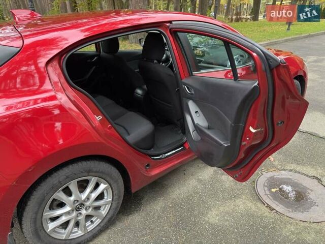 Мазда 3 2013 у Чернігові на Automoto.ua Червоний Мазда 3, об'ємом двигуна 1.5 л та пробігом 124 тис. км за 12900 $, фото 16 на Automoto.ua