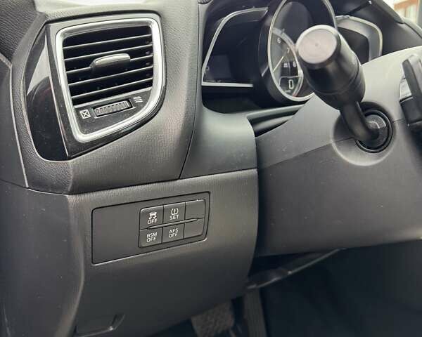 Красный Мазда 3, объемом двигателя 2.49 л и пробегом 151 тыс. км за 12999 $, фото 41 на Automoto.ua