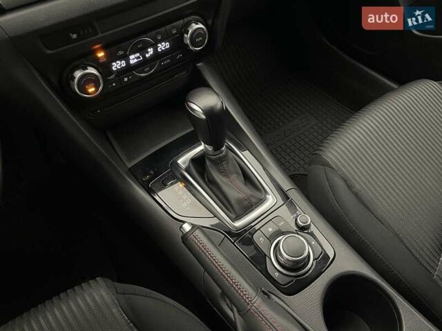 Красный Мазда 3, объемом двигателя 1.5 л и пробегом 143 тыс. км за 11986 $, фото 19 на Automoto.ua